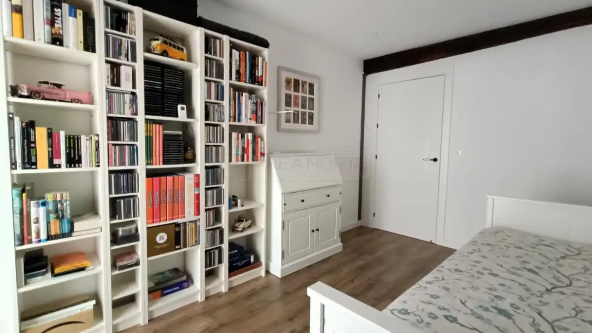 Habitación de Piso en venta en Vitoria - Gasteiz con Calefacción, Parquet y Trastero