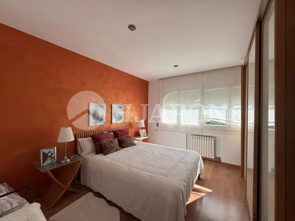 Bedroom of Houses for sale in Alella  with Heating, Private garden and Terrace
