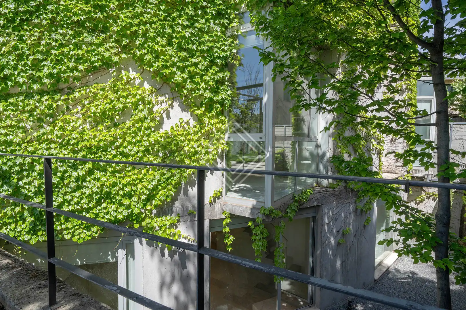 Vista exterior de Dúplex de lloguer en Madrid amb Jardí privat, Terrassa i Piscina