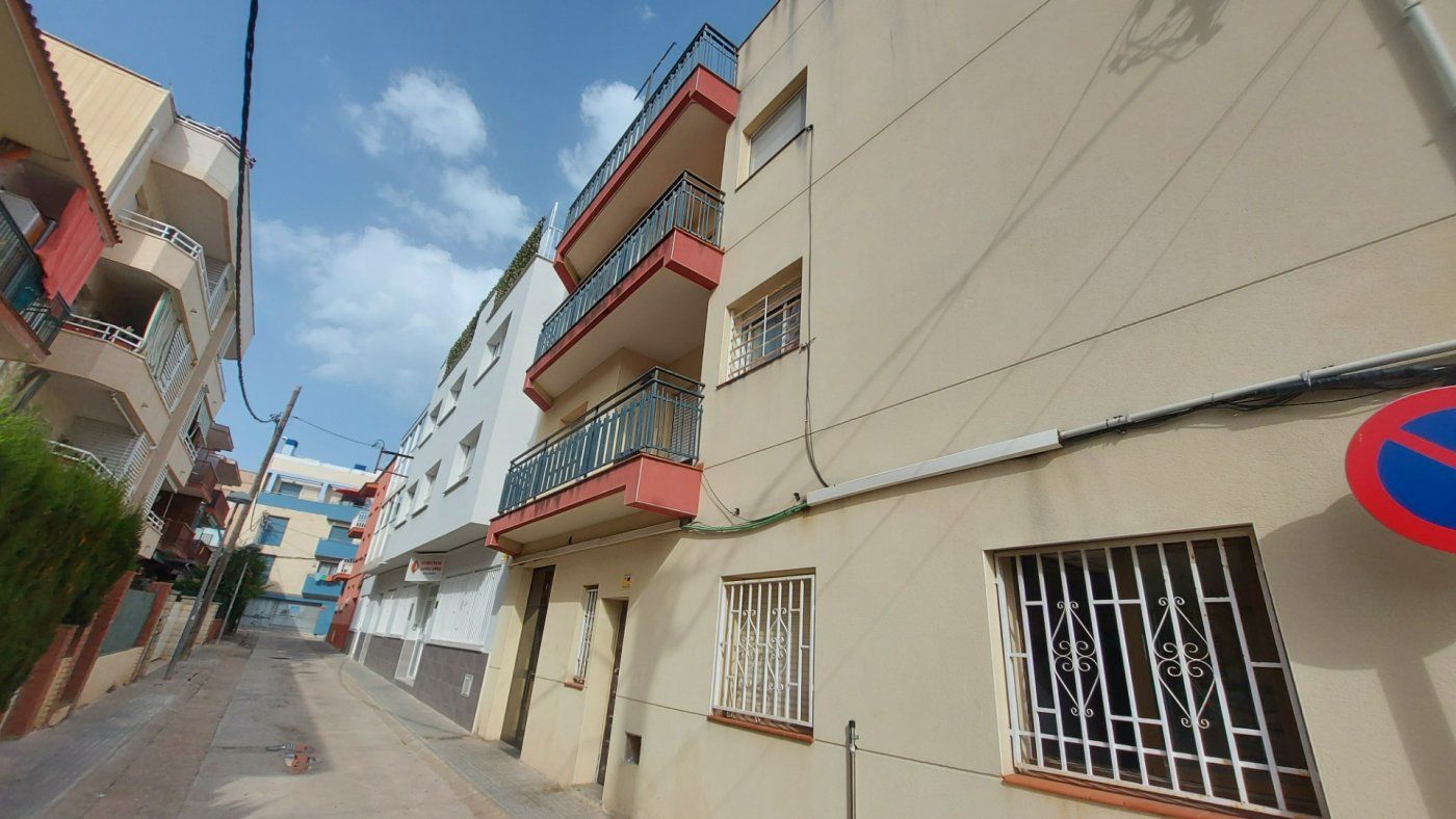 Vista exterior de Piso en venta en Cunit con Terraza