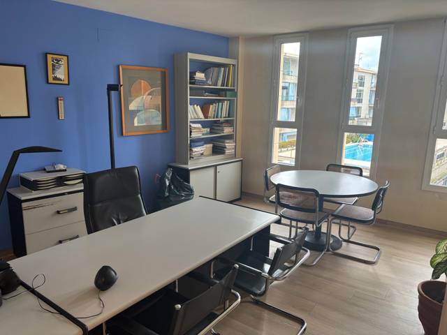 Oficina en Alquiler en Fenals