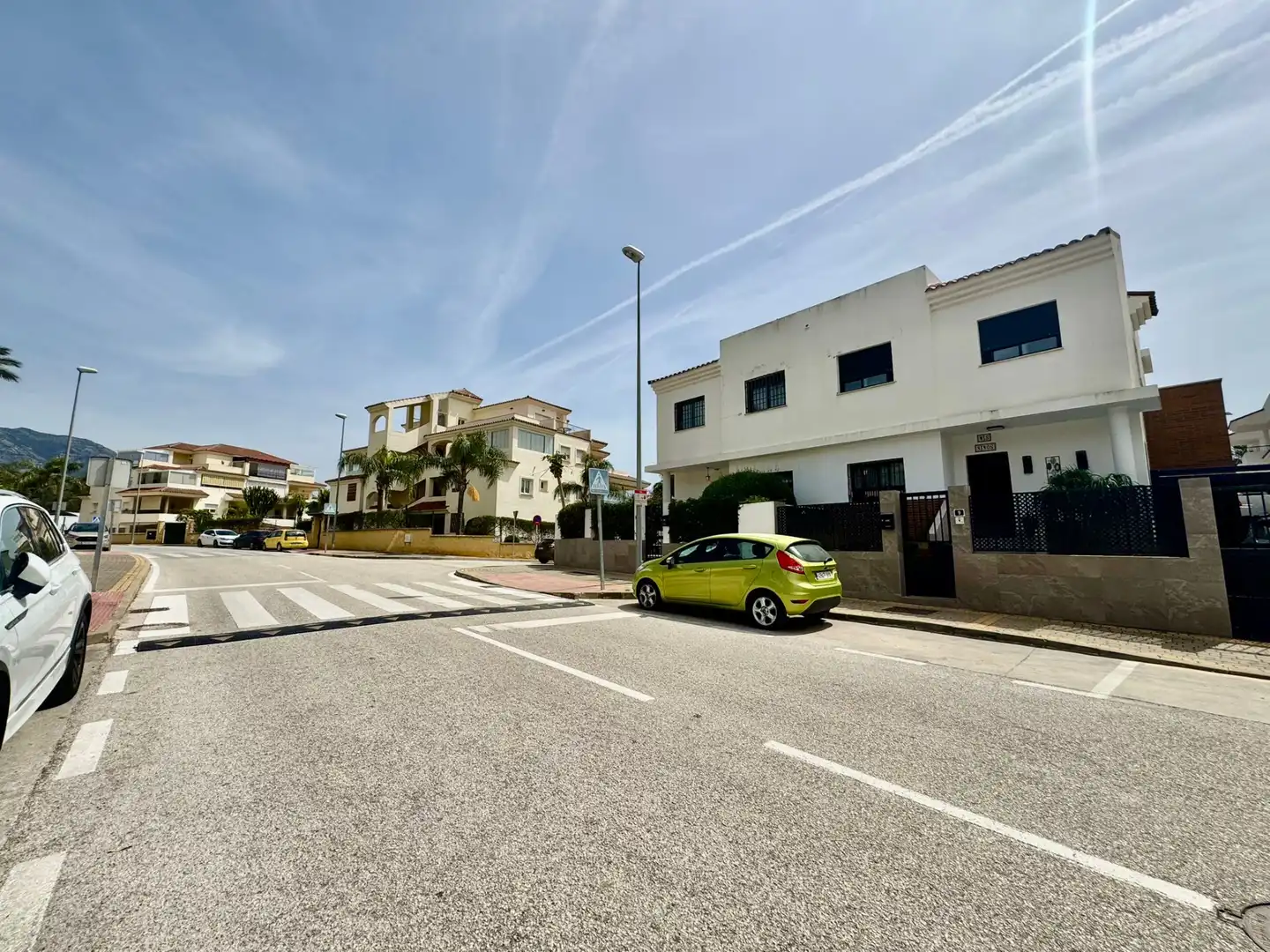 Vista exterior de Apartament en venda en Mijas amb Aire condicionat, Traster i Forn