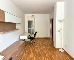 Living room of Flat for sale in  Barcelona Capital  with Air Conditioner, Heating and Parquet flooring