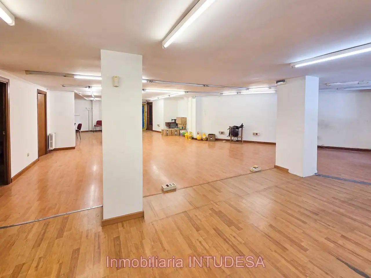Office for rent in Tudela  with Air Conditioner
