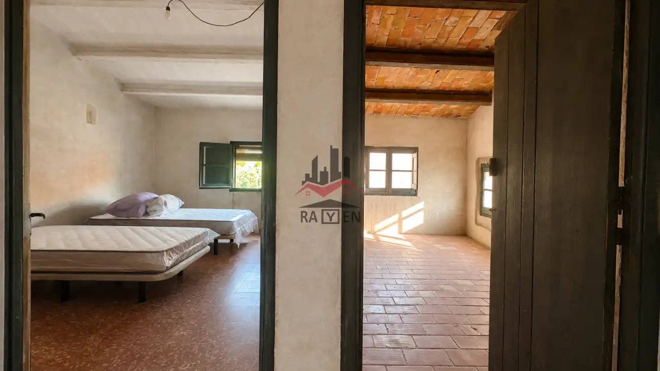 Dormitori de Casa adosada en venda en Riumors