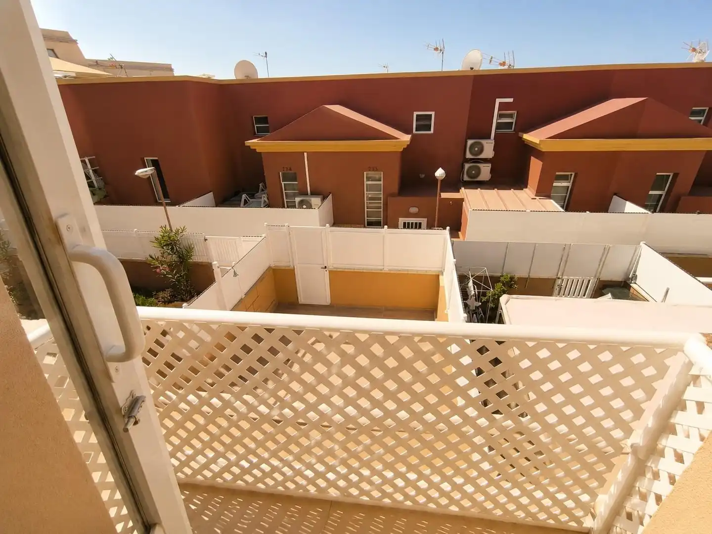 Terrassa de Casa o xalet de lloguer en San Bartolomé de Tirajana amb Aire condicionat, Terrassa i Piscina comunitària