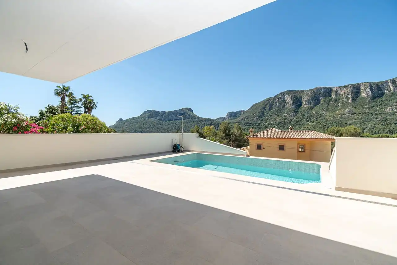 Detached house with pool for sale in Carrer del Forat, imagen 2