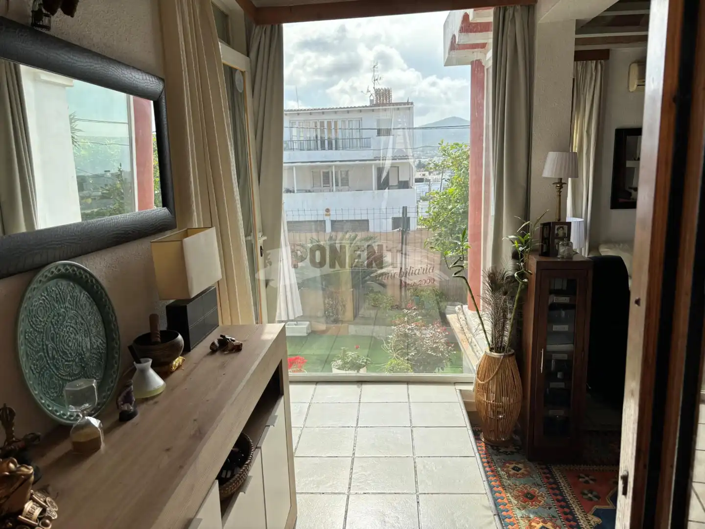 Terrassa de Casa o xalet en venda en Santa Eulària des Riu amb Aire condicionat, Jardí privat i Terrassa