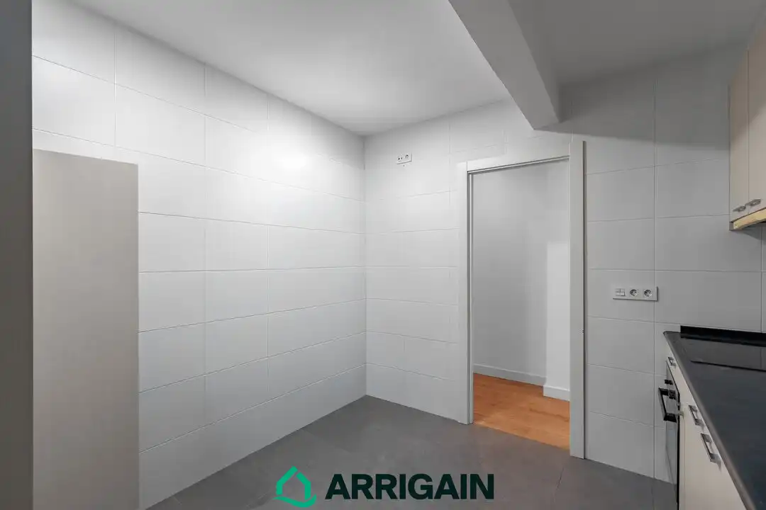 Piso con terraza en venta en Secundino Esnaola Kalea, imagen 12