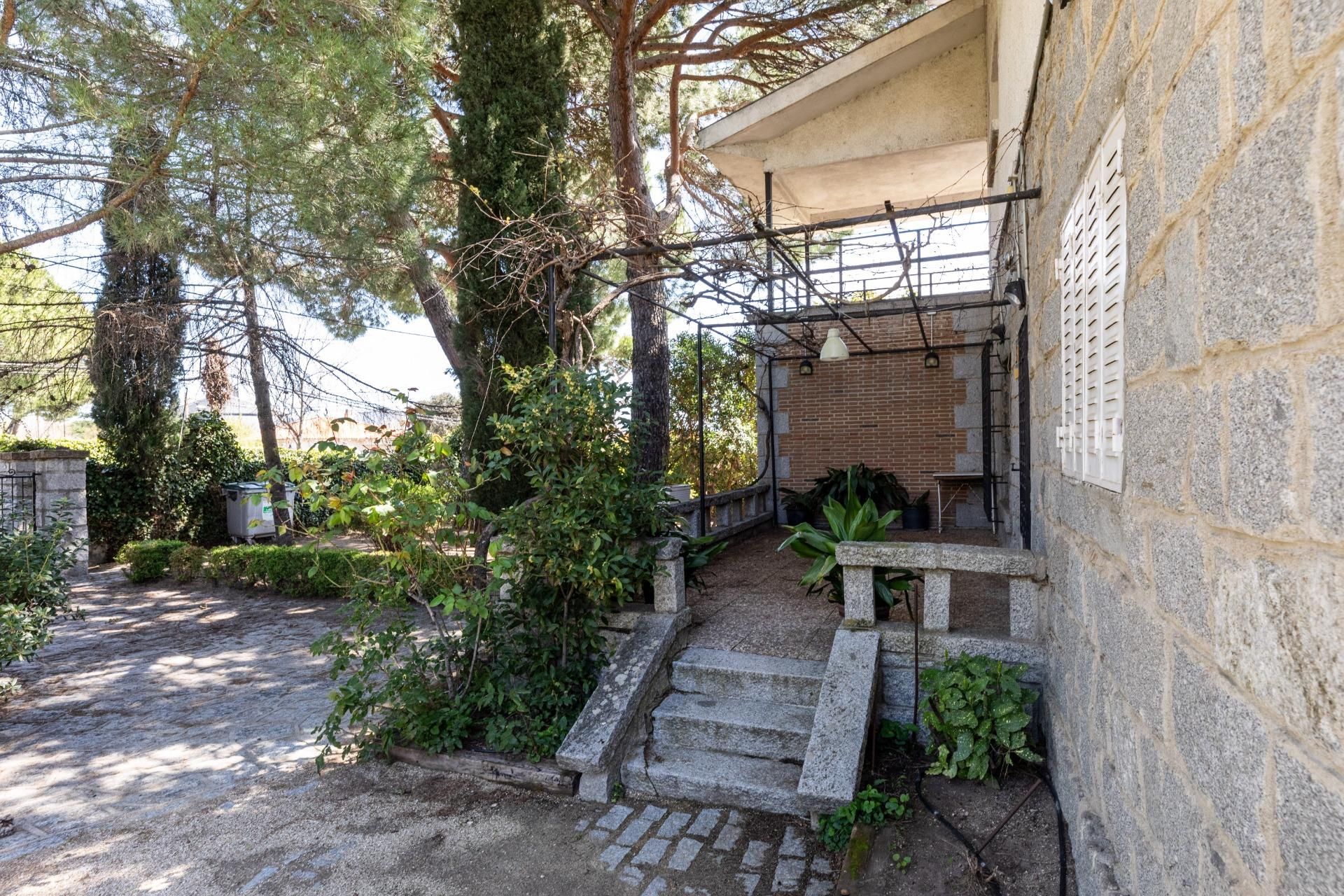 Jardí de Casa o xalet en venda en Galapagar amb Calefacció, Jardí privat i Terrassa