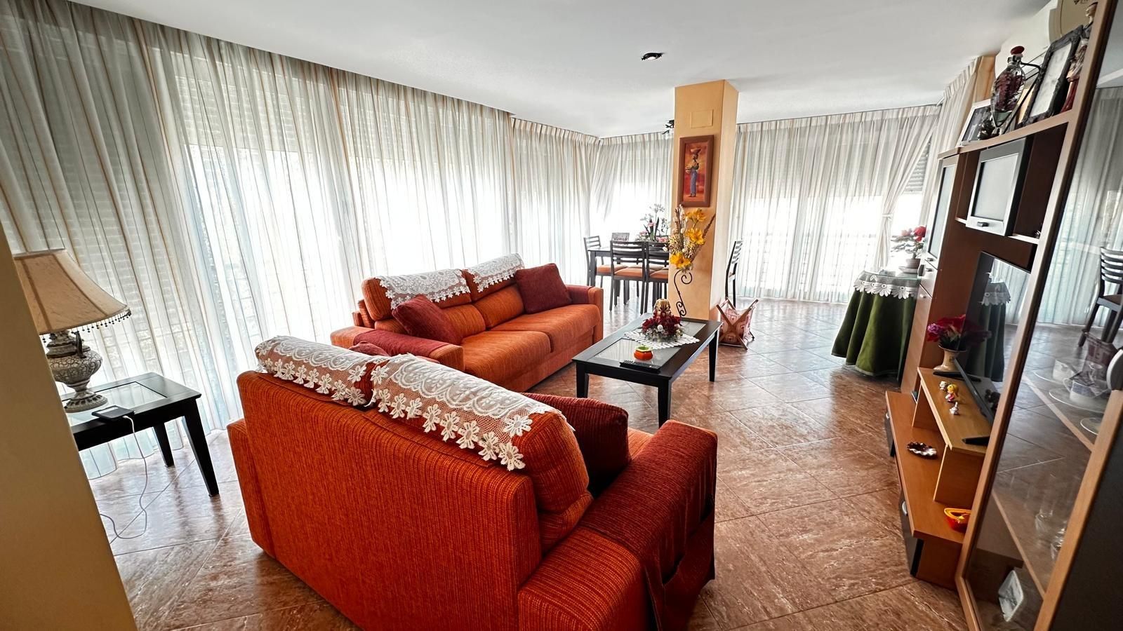 Living room of Flat for sale in Benidorm  with Air Conditioner, Heating and Terrace