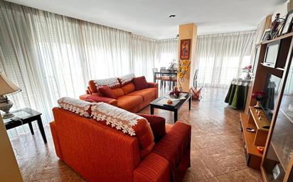 Living room of Flat for sale in Benidorm  with Air Conditioner, Heating and Terrace