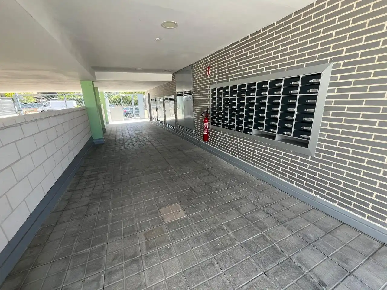 Parking de Planta baja en venta en Villalbilla con Calefacción, Jardín privado y Terraza
