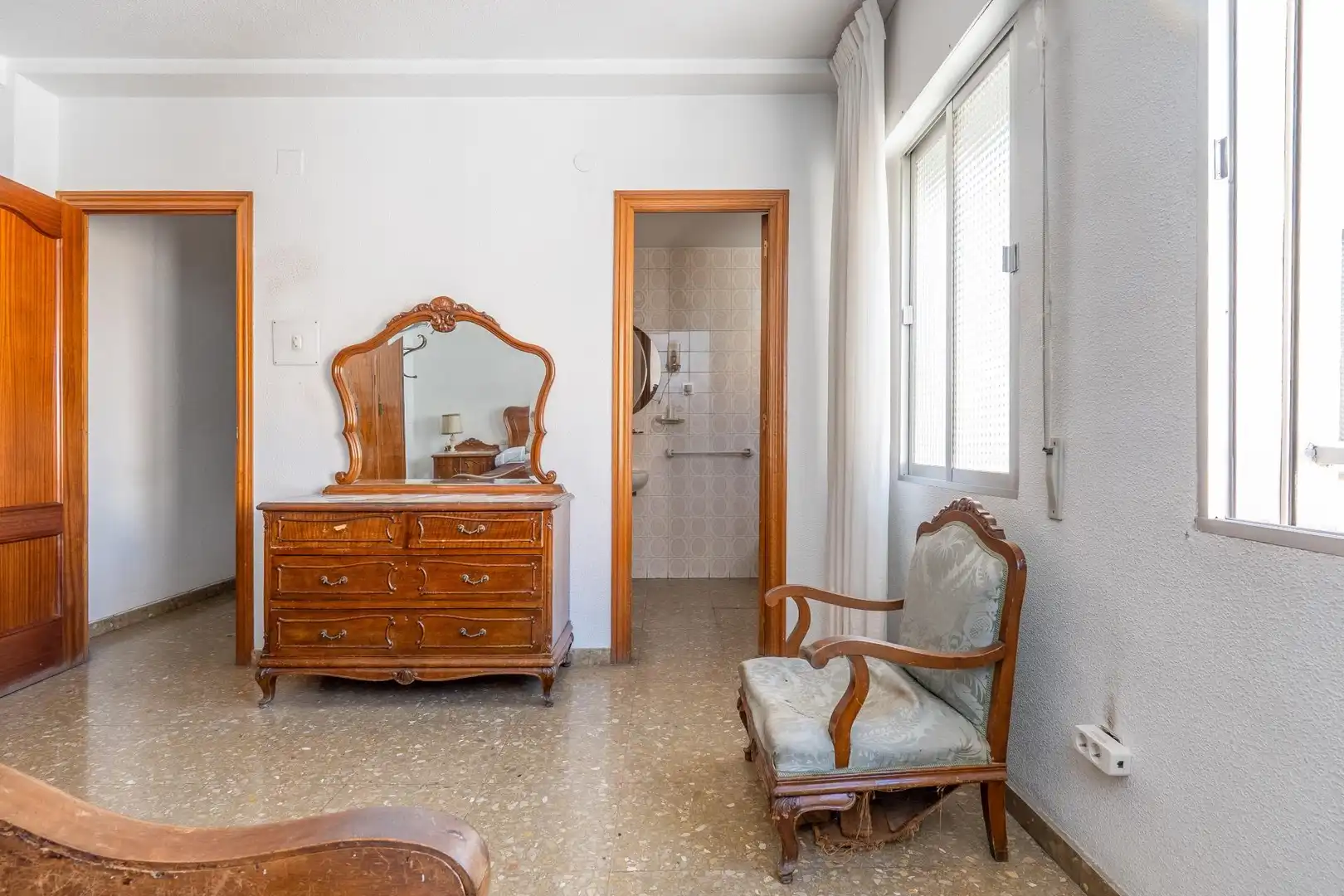 Attic for sale in Pajaritos