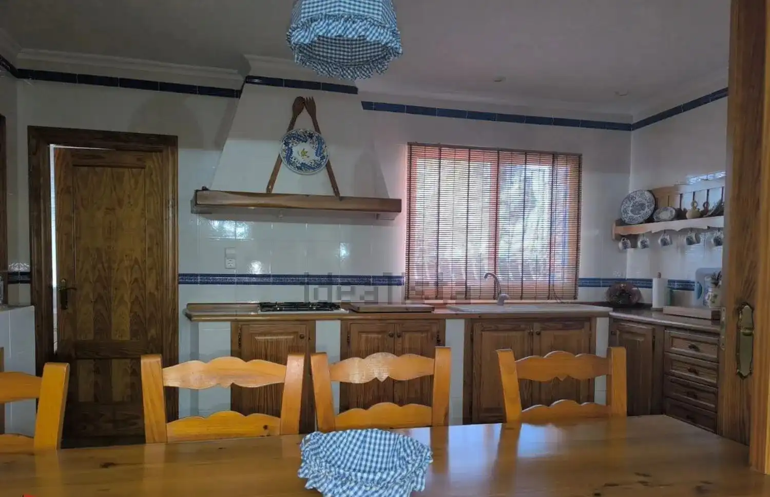Cuina de Casa o xalet en venda en Albacete amb Aire condicionat, Calefacció i Jardí privat