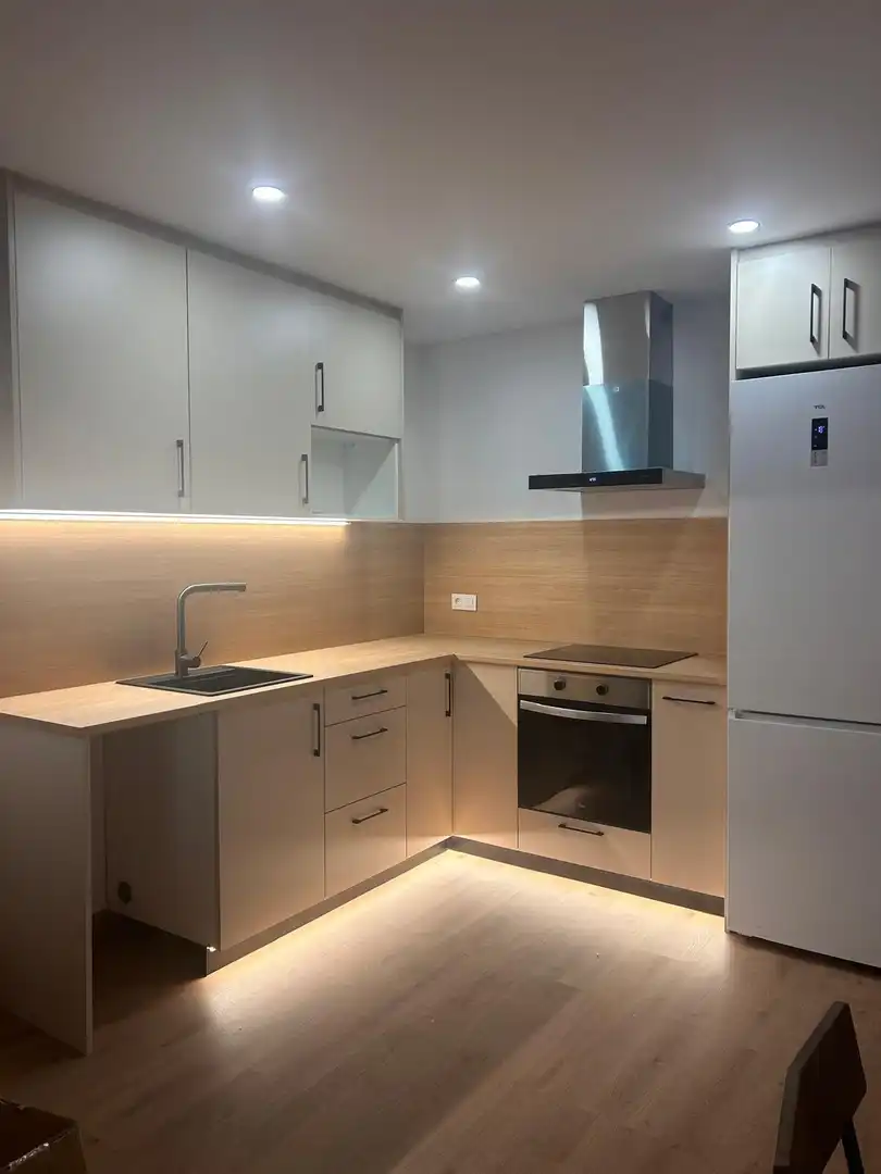 Cuina de Planta baixa de lloguer en Elda amb Calefacció i Moblat
