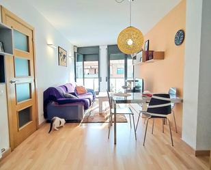 Living room of Flat for sale in  Barcelona Capital  with Heating, Parquet flooring and Balcony