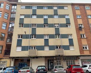 Exterior view of Flat for sale in Burgos Capital  with Heating and Parquet flooring