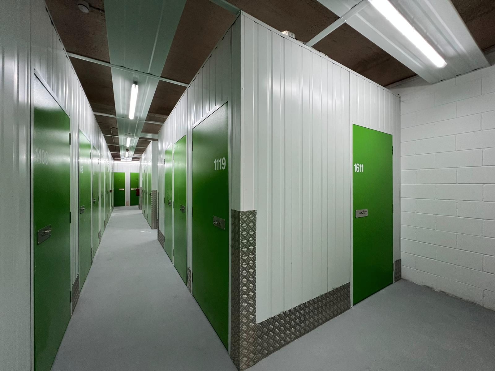 Box room to rent in El Prat de Llobregat  with Alarm