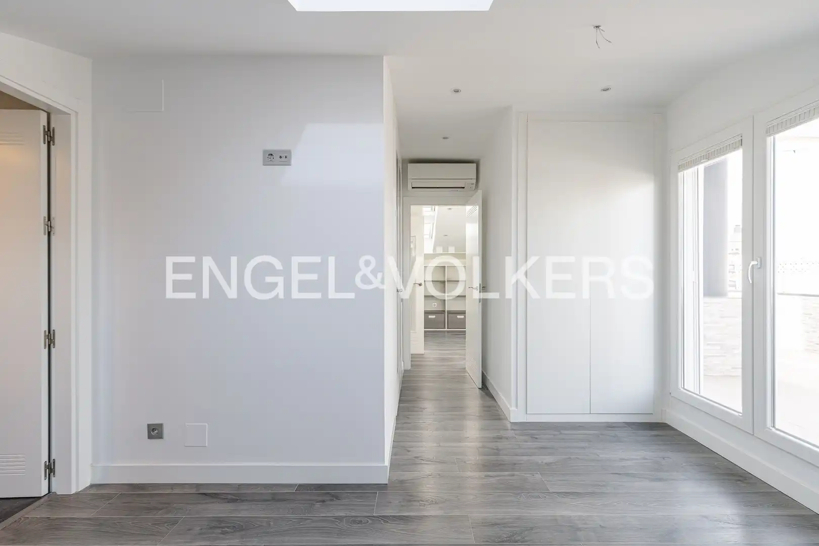 Dúplex en venta en Alcorcón con Aire acondicionado, Calefacción y Jardín privado