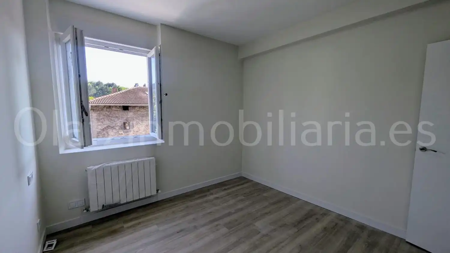 Bedroom of Flat for sale in Laudio / Llodio  with Heating and Terrace