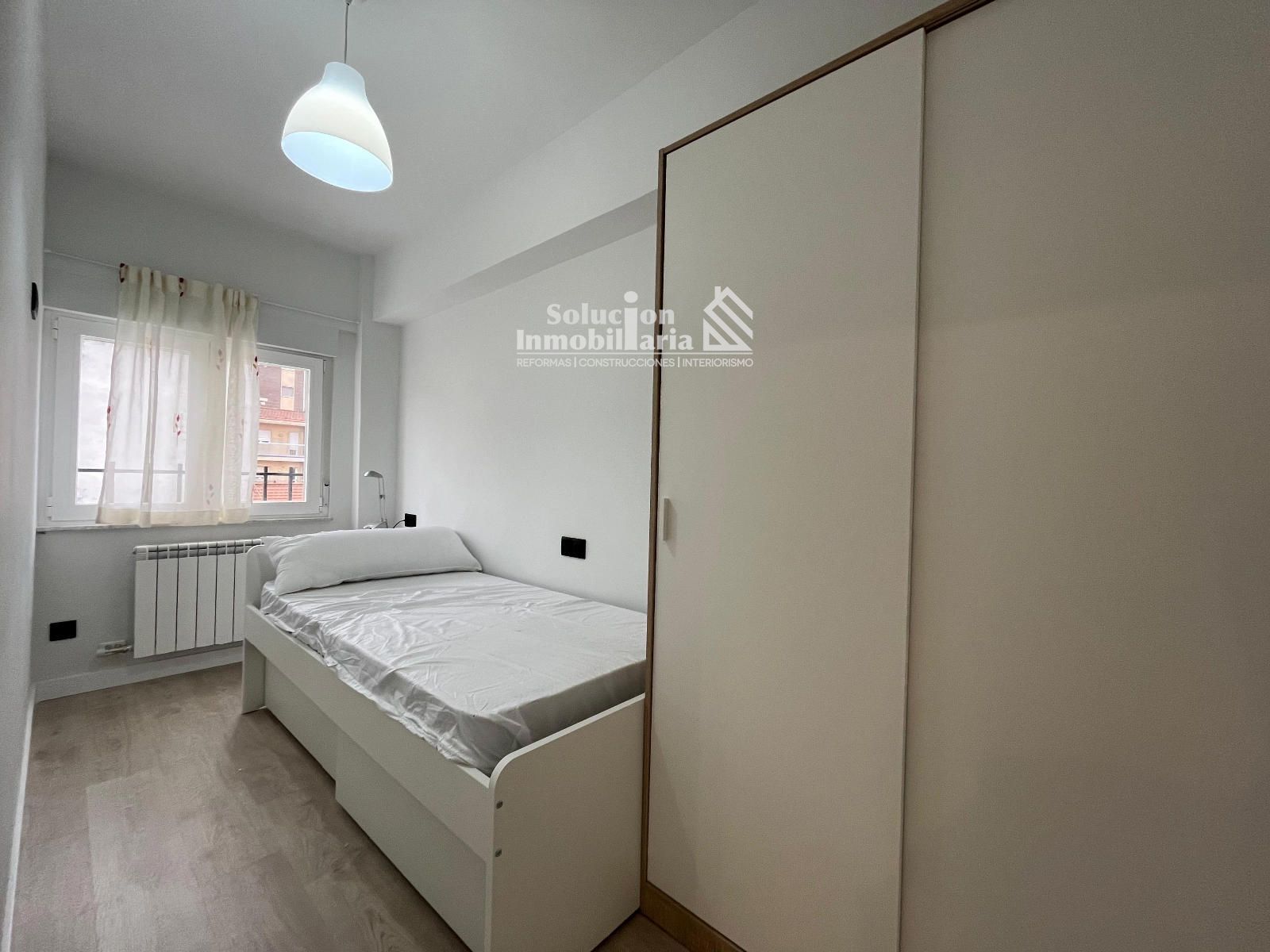 Bedroom of Flat for sale in Salamanca Capital  with Heating, Terrace and Storage room
