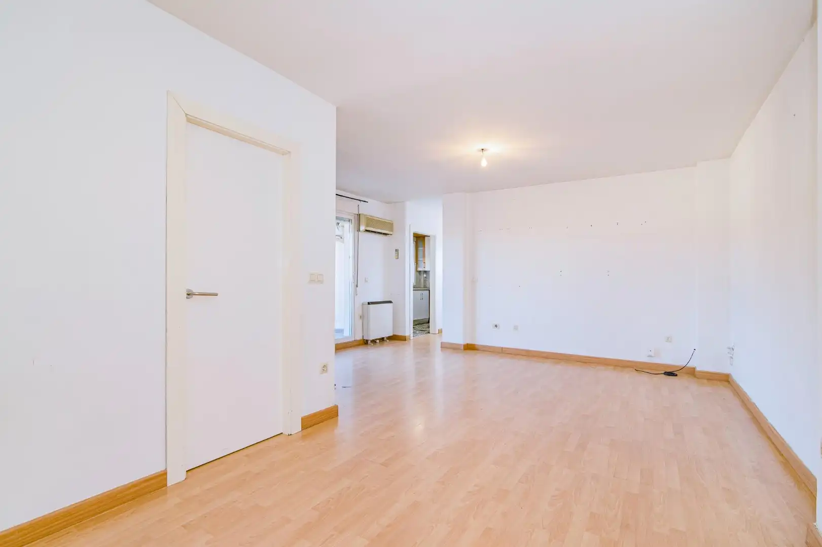 Wohnzimmer von Dachboden zum Verkauf in La Zubia mit Klimaanlage, Terrasse und Abstellraum