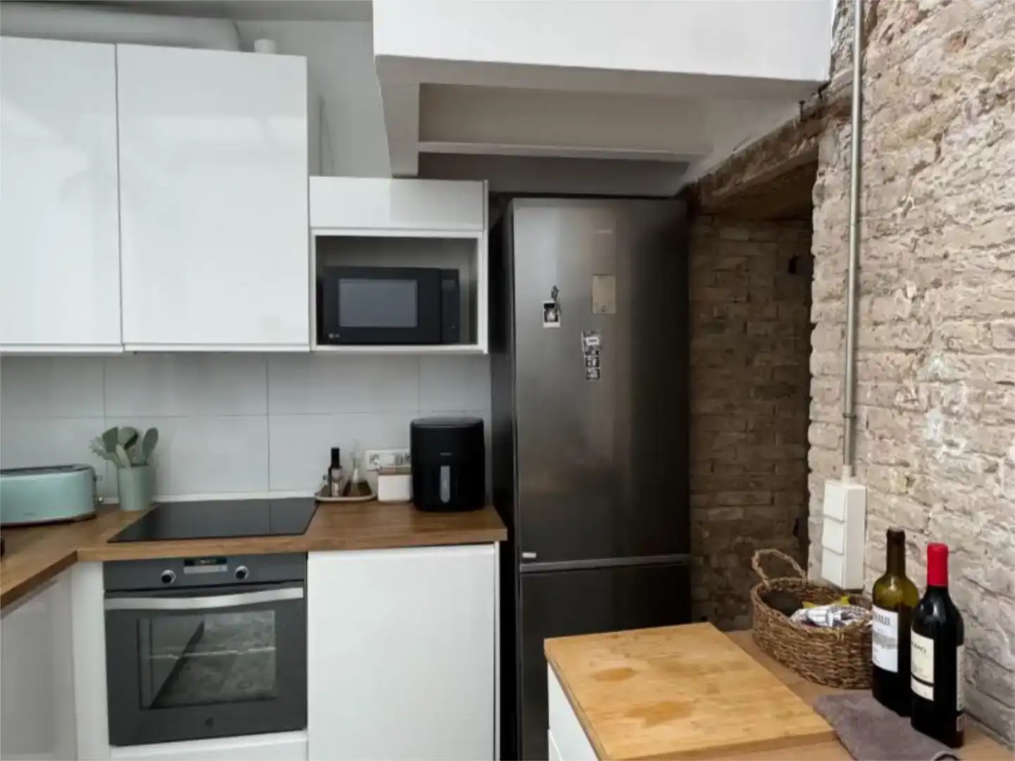 Kitchen of Flat for rent in  Valencia Capital  with Air Conditioner