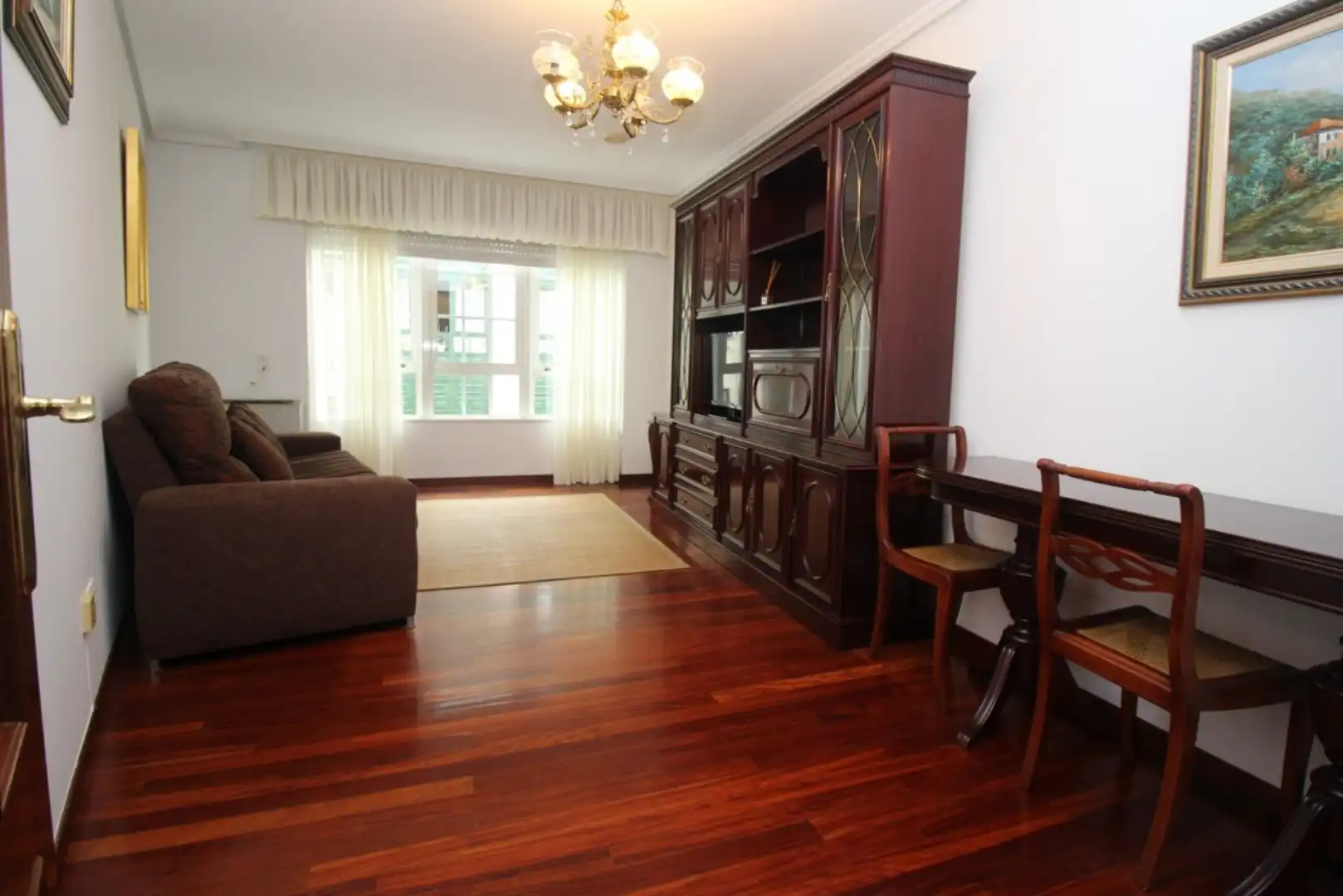Living room of Flat for rent in Betanzos  with Parquet flooring, Storage room and Furnished