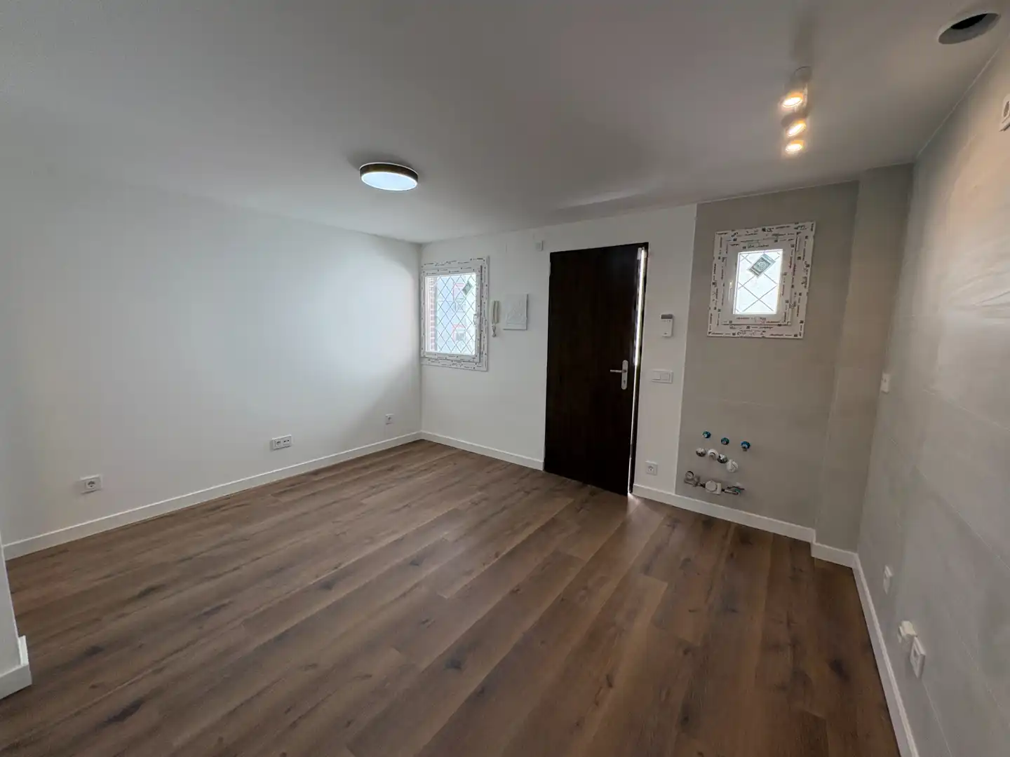 Appartamento in vendita a Calle del Doctor Bellido 44, imagen 2