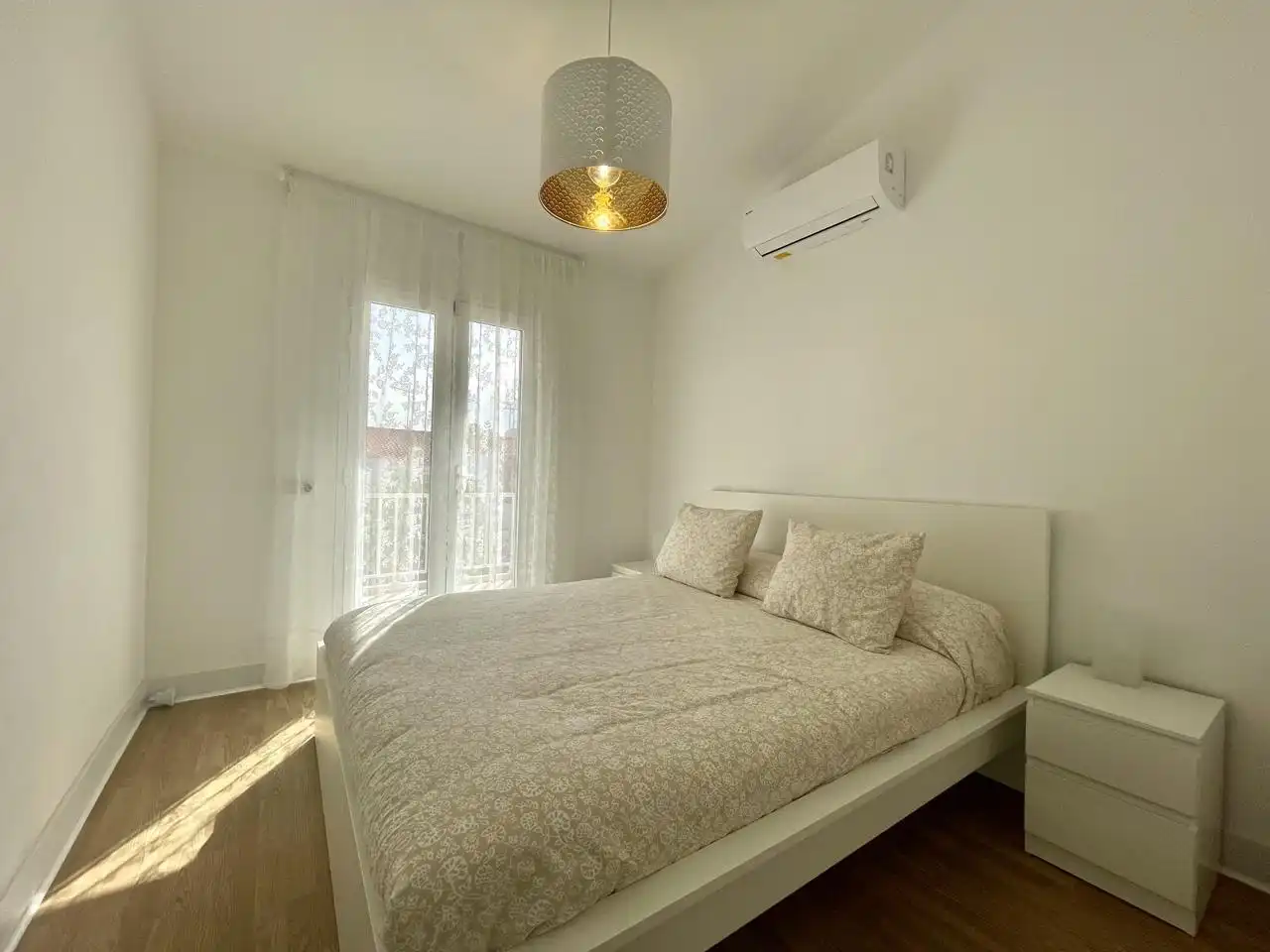 Schlafzimmer von Maisonette zum Verkauf in San Bartolomé de Tirajana mit Klimaanlage, Privatgarten und Parkett