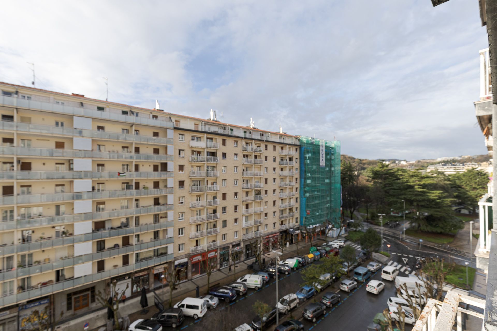 Vista exterior de Pis en venda en Donostia - San Sebastián  amb Calefacció i Terrassa