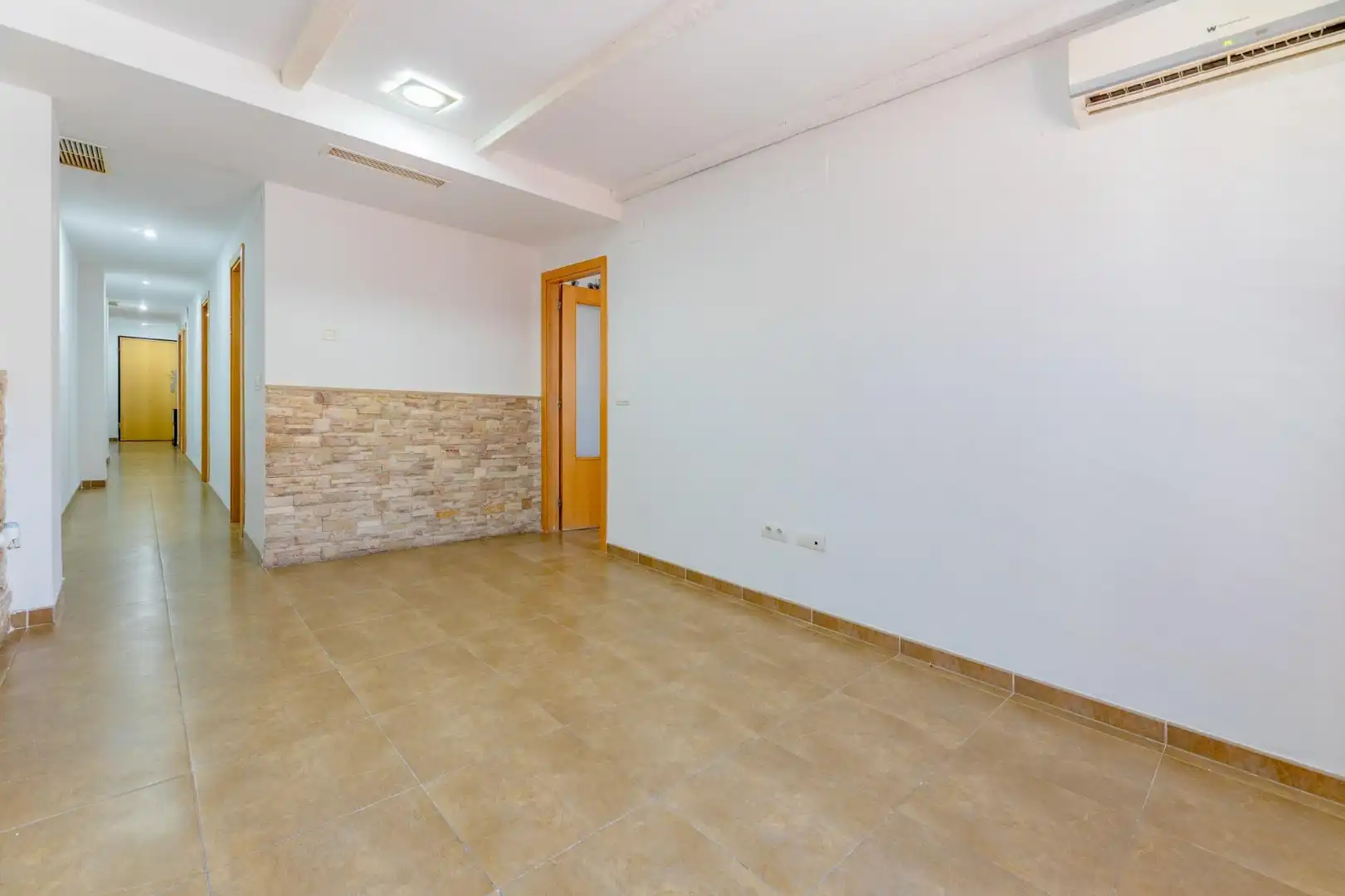 Flat for sale in L'Alcúdia de Crespins  with Air Conditioner