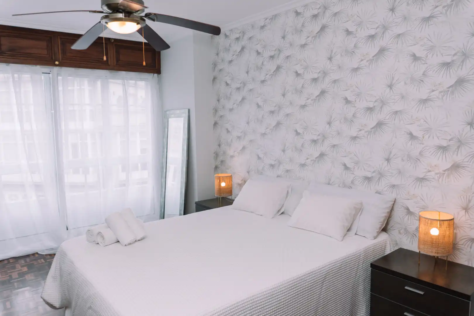 Bedroom of Flat for rent in Vigo   with Heating, Parquet flooring and Terrace