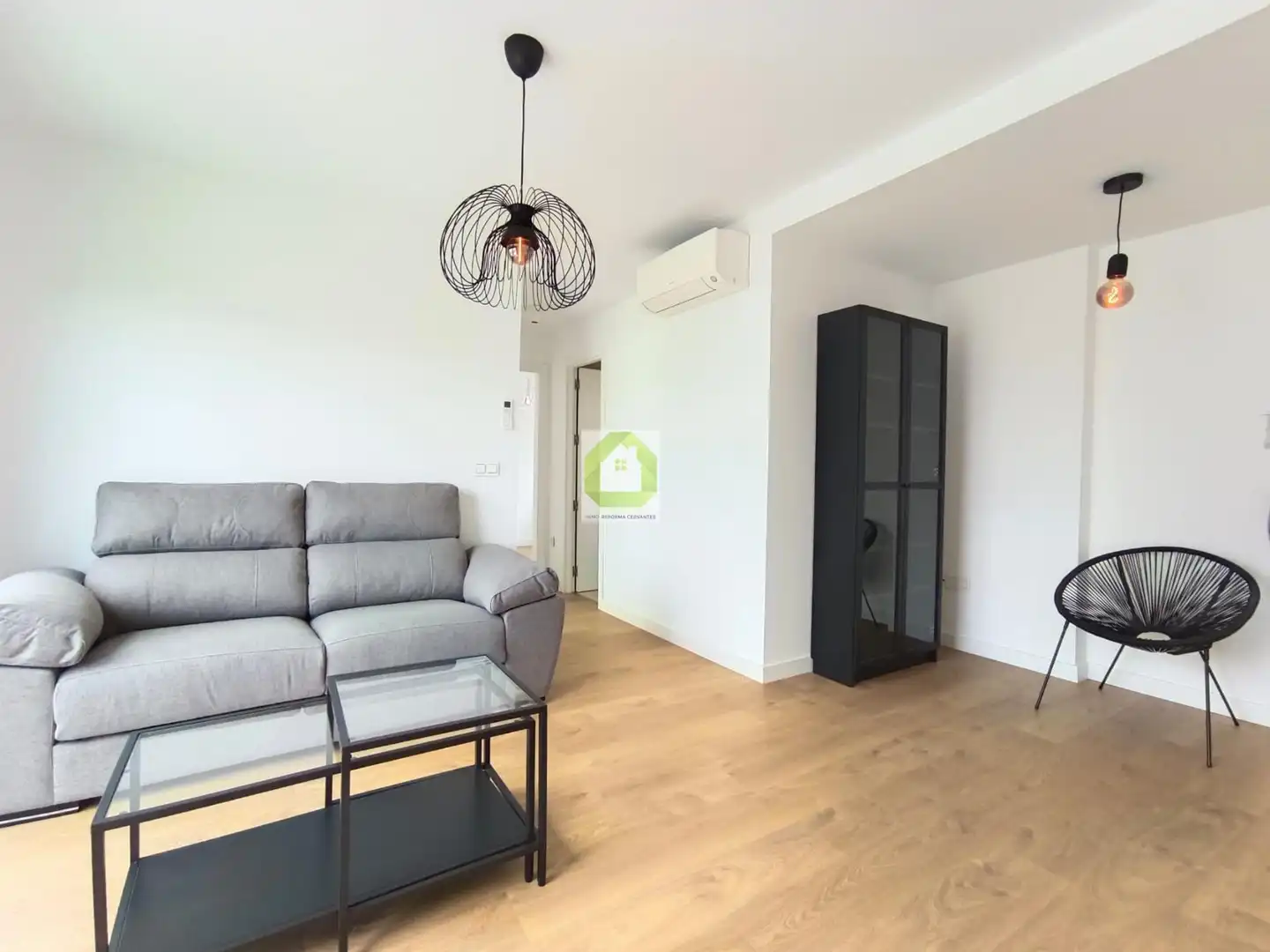 Wohnzimmer von Dachboden zur Miete in Armilla mit Klimaanlage, Terrasse und Abstellraum