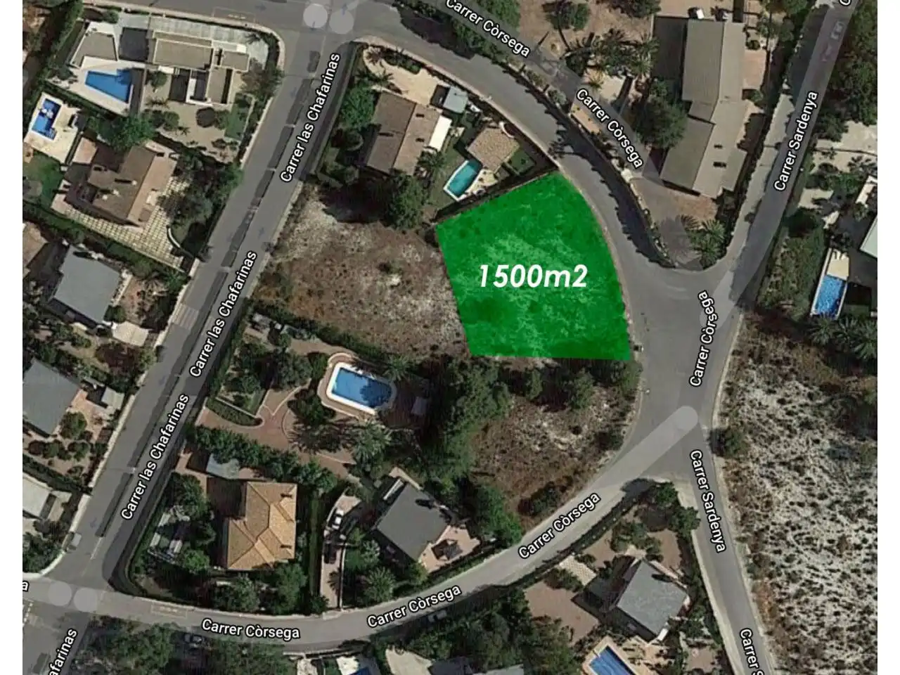 Terrain résidentiel à vendre à Calle CORCEGA 4