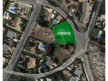 Terreny residencial en venda a Calle CORCEGA 4