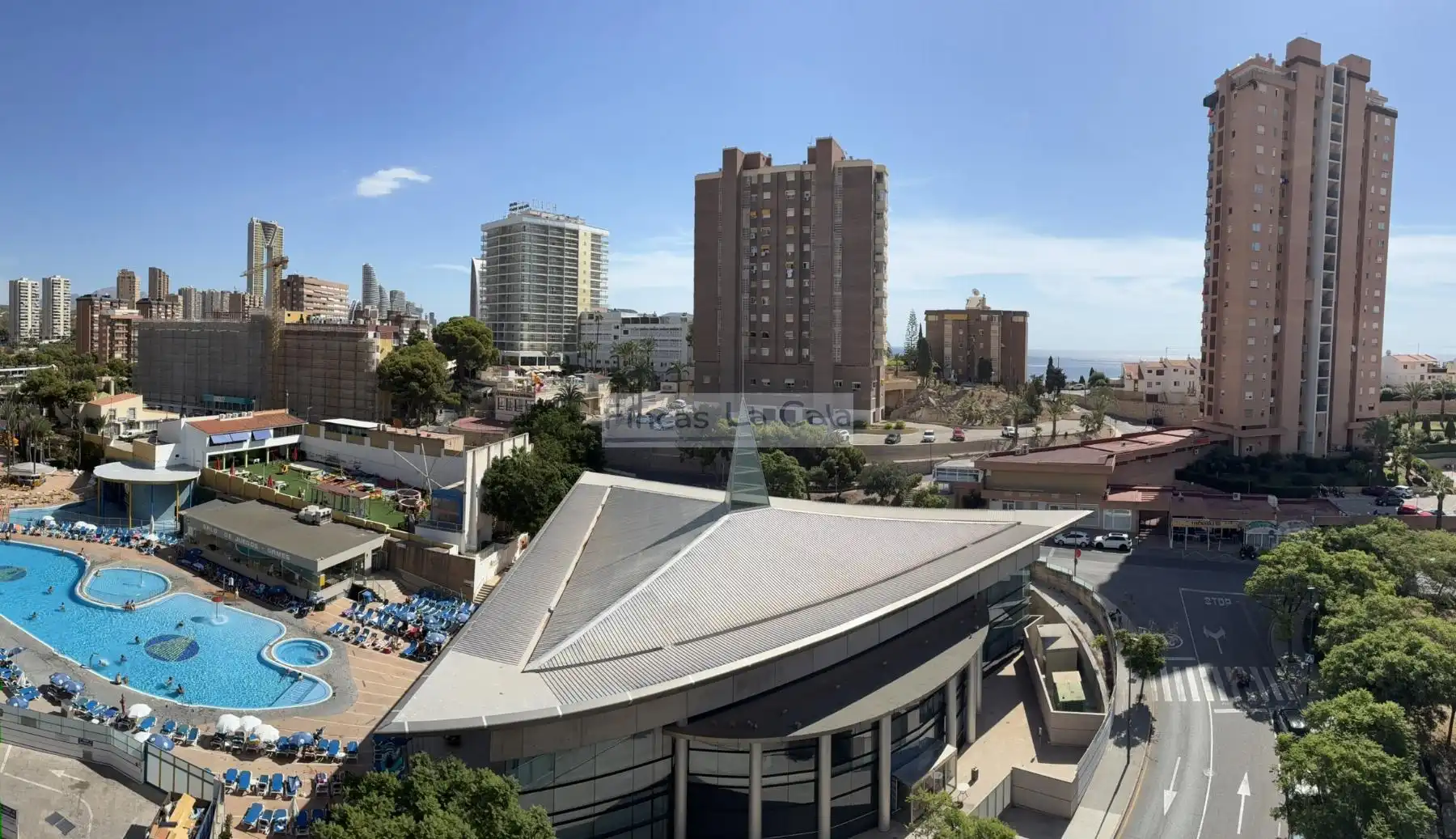 Mini appartamento con piscina in vendita a Playa de Poniente, imagen 3