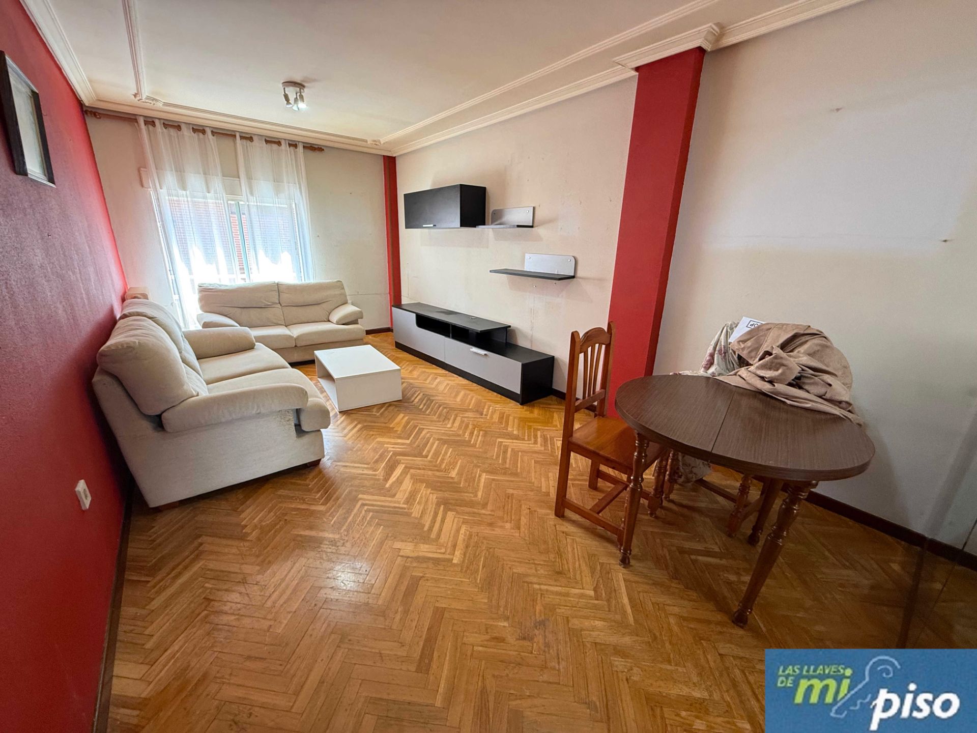 Sala d'estar de Pis en venda en Villanubla amb Calefacció, Parquet i Moblat