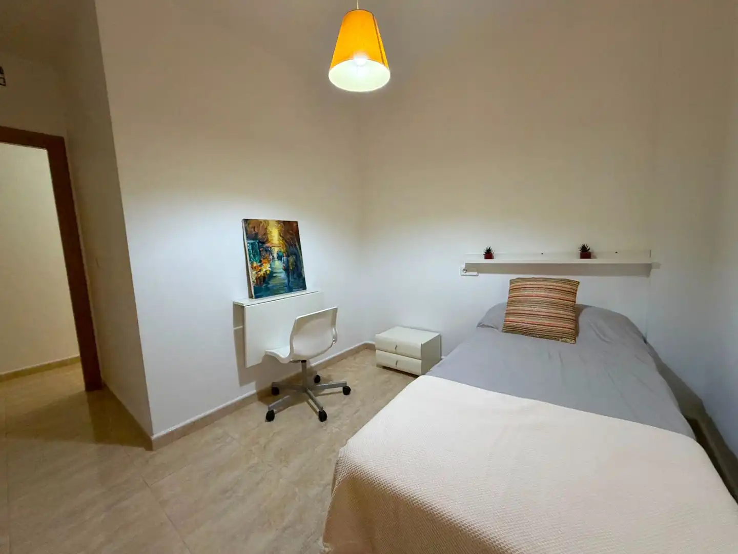 Habitación de Piso en venta en Águilas