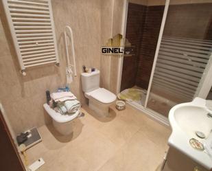Bathroom of Flat for sale in  Jaén Capital  with Air Conditioner, Heating and Balcony