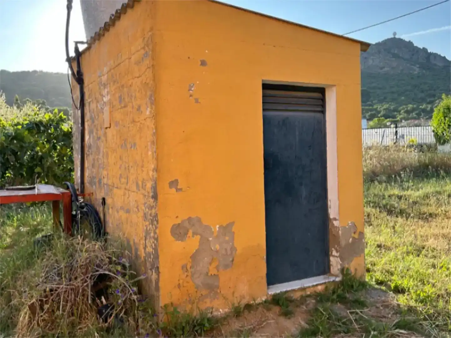 Vista exterior de Casa o xalet en venda en Cáceres amb Moblat