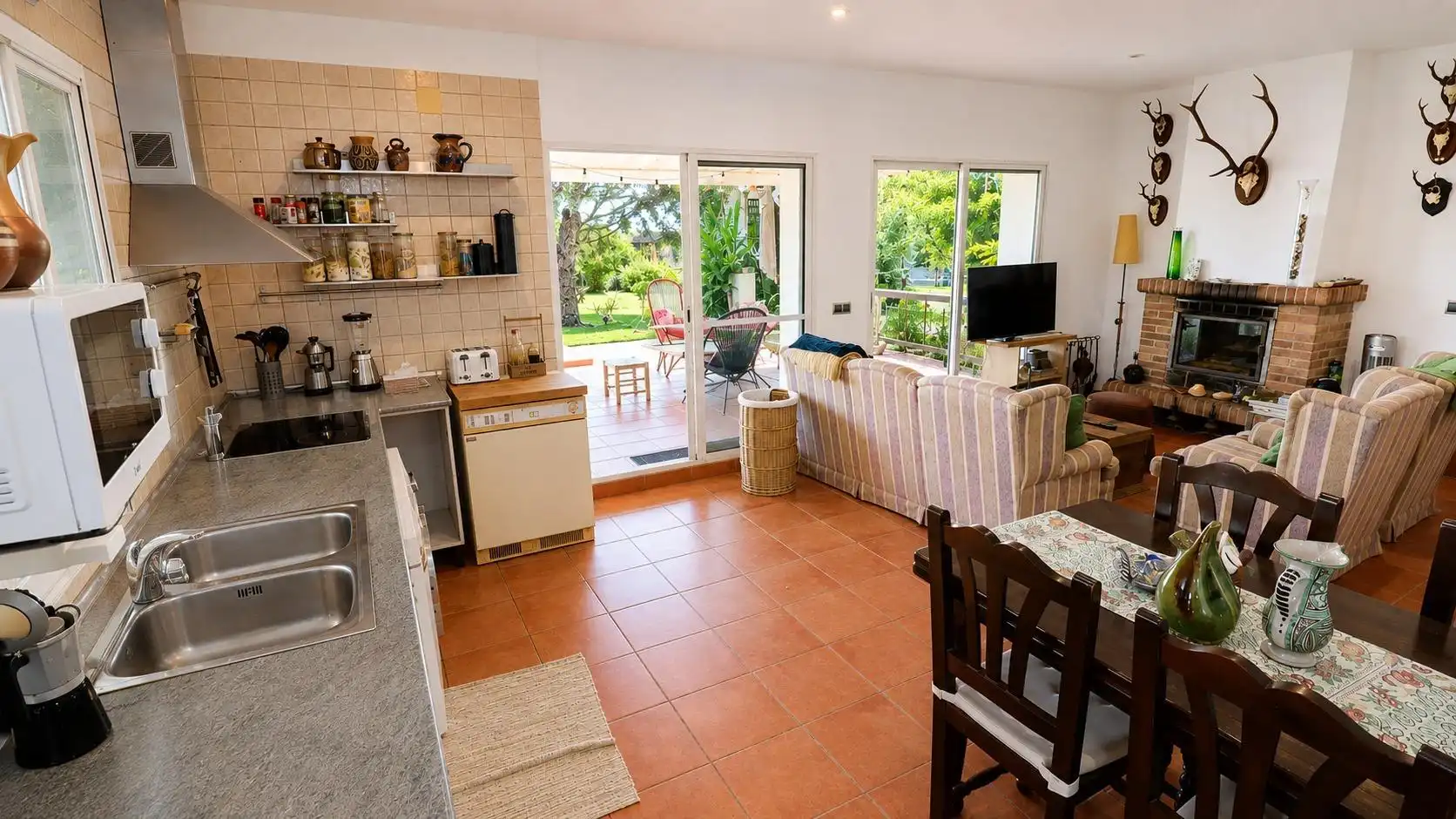 Kitchen of Country homes for sale in Alcanar  with Private garden and Community pool