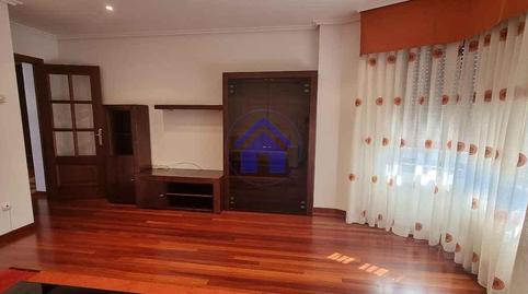 Photo 3 of Flat to rent in Navia, Vigo