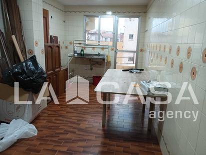 Kitchen of Flat for sale in Algeciras  with Terrace