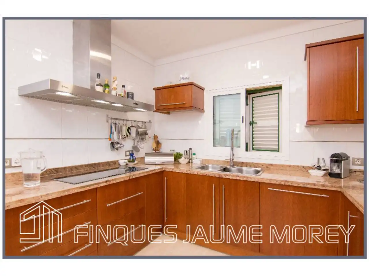 Cuina de Casa o xalet en venda en Lloseta amb Aire condicionat, Jardí privat i Terrassa