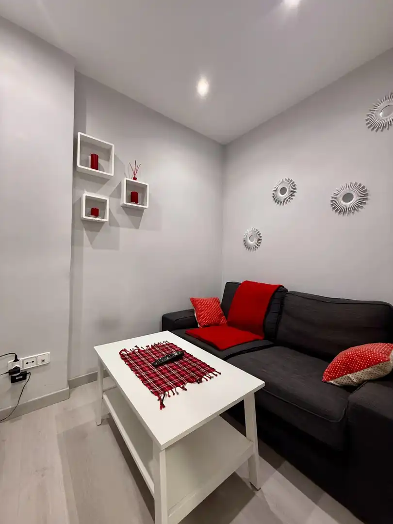 Apartament de lloguer a Calle JOSE MARIA FDEZ LANSEROS, Ventas