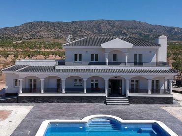 Villa in vendita a El Pinós / Pinoso