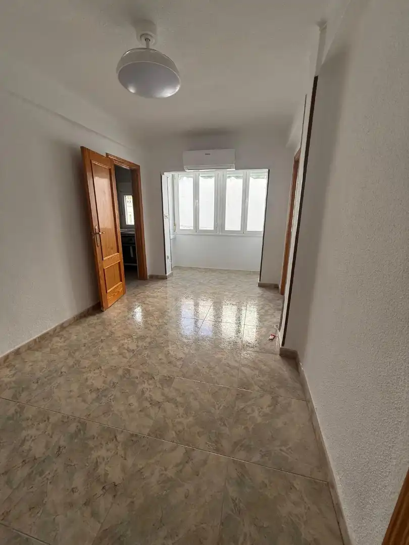Piso en venta en Calle Antonio Machado 6