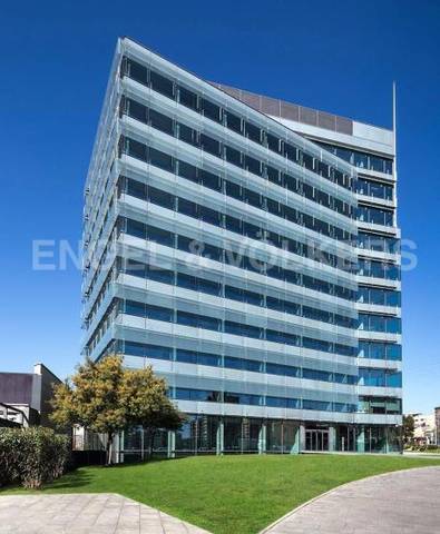 Oficina en Alquiler en El Pedró